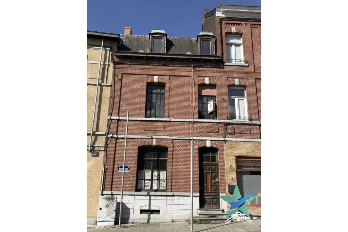 Maison à vendre à Morlanwelz 7140 159000.00€  chambres 236.00m² - annonce 755413