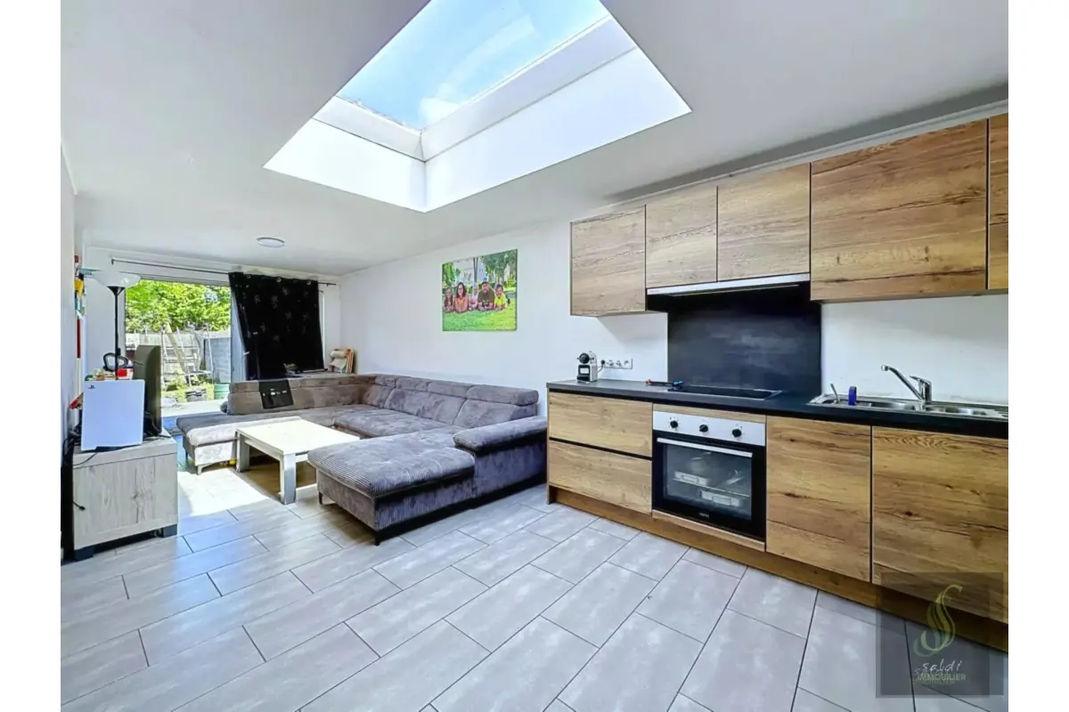 Maison à vendre à Leval-Trahegnies 7134 119000.00€  chambres m² - annonce 755415