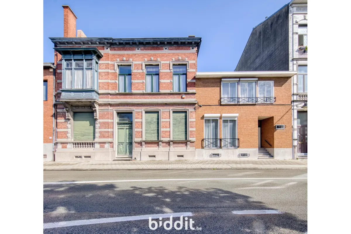 Maison à vendre à Mons 7000 950000.00€ 7 chambres m² - annonce 755591