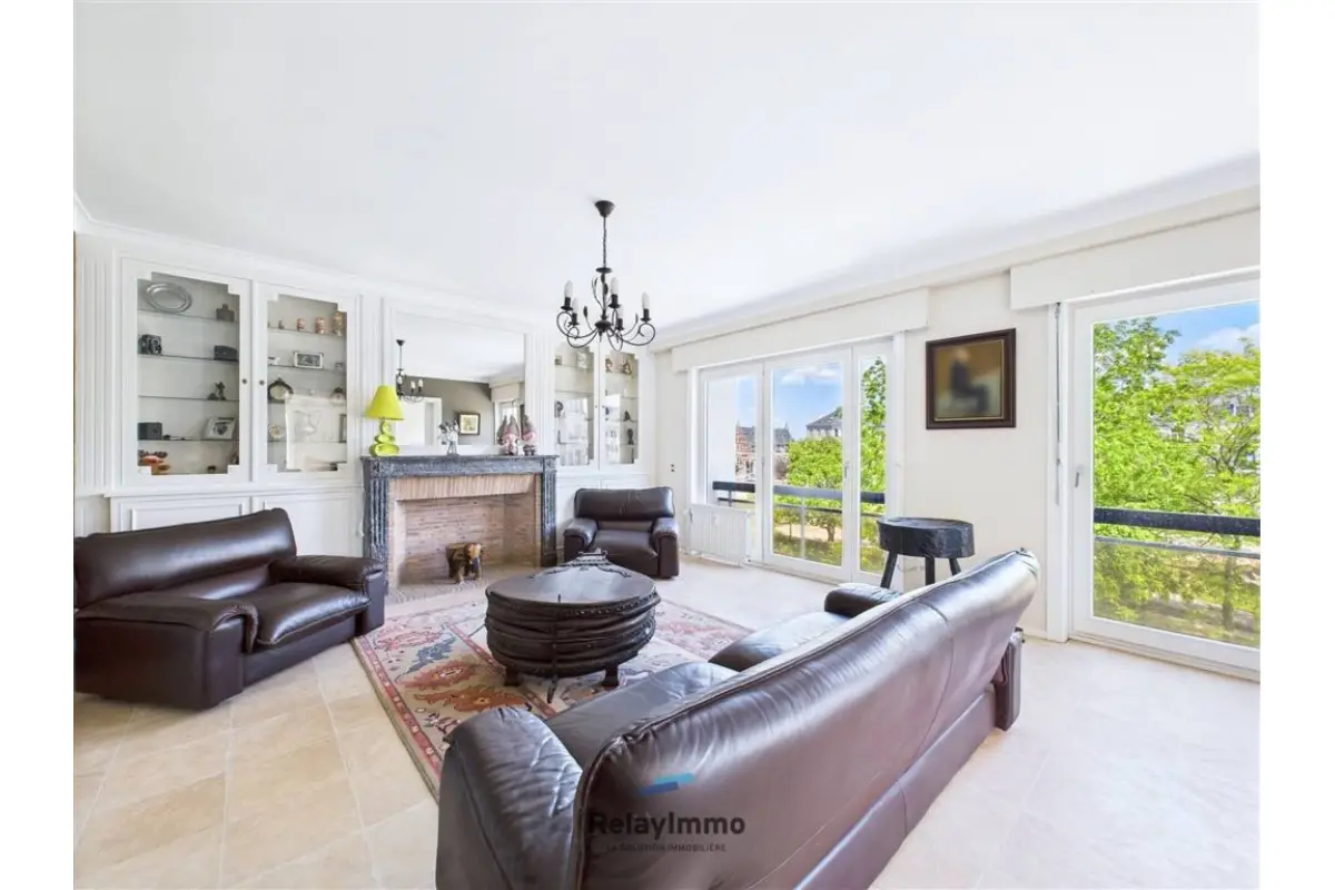 Appartement à  à Tournai 7500 270000.00€ 3 chambres 197.00m² - annonce 755789