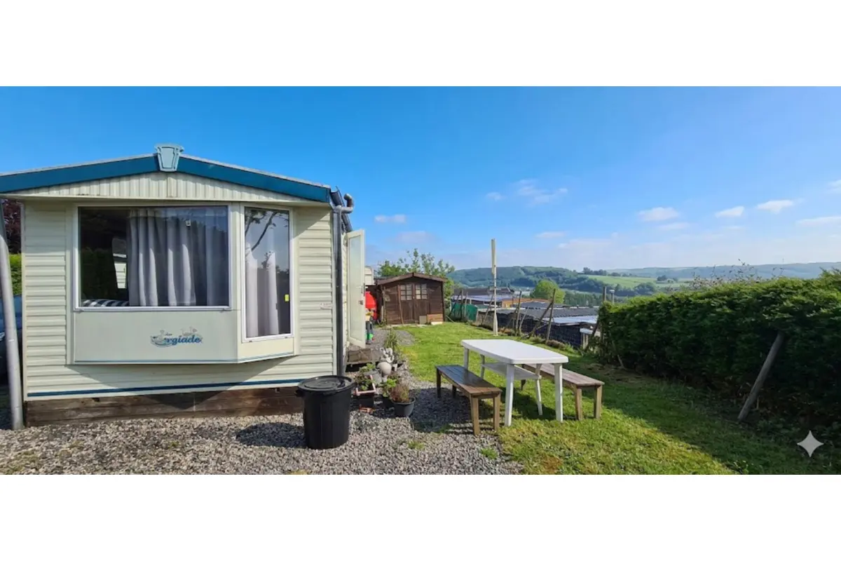 Bungalow à vendre à Erquelinnes 6560 35000.00€ 2 chambres 38.00m² - annonce 755724