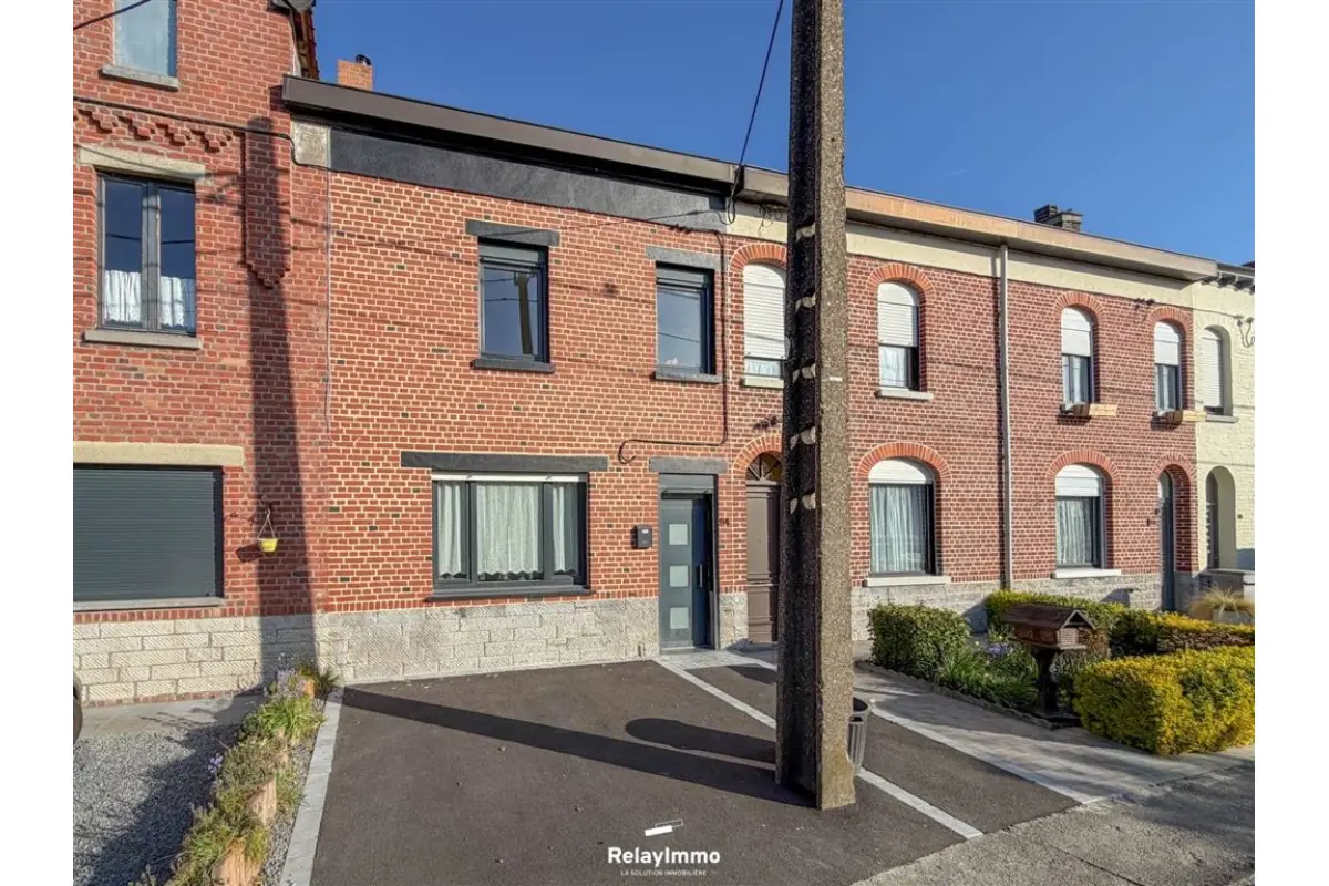 Maison à vendre à Estaimpuis 7730 260000.00€ 5 chambres 133.00m² - annonce 755749