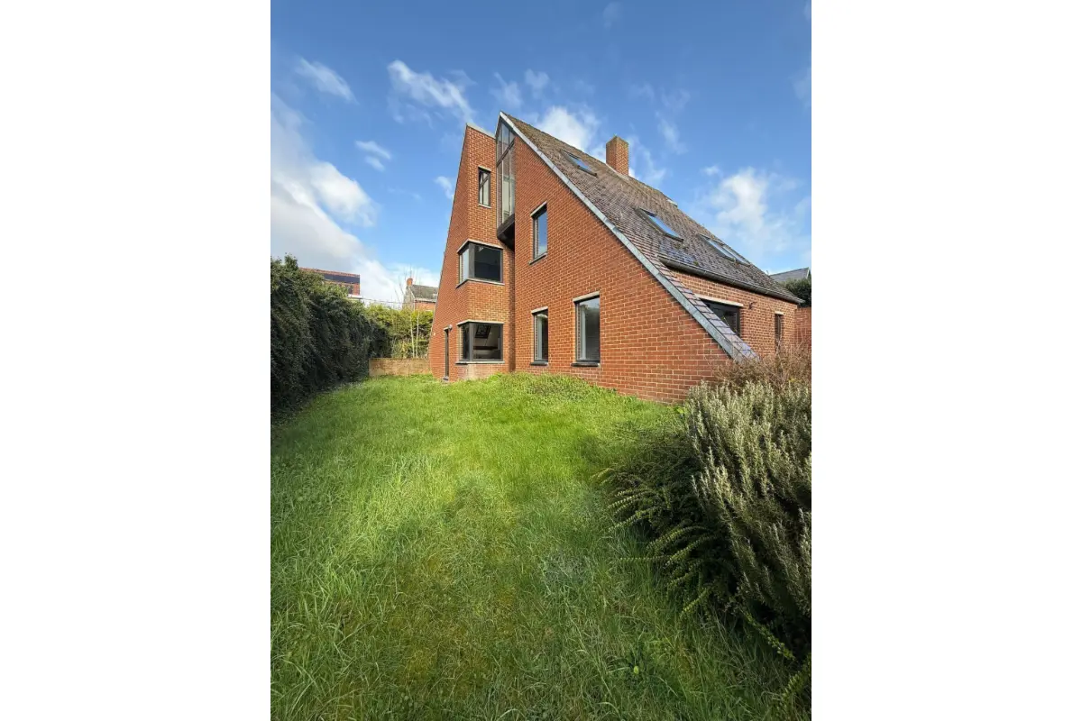 Villa à vendre à Flénu 7012 170000.00€ 5 chambres m² - annonce 755611