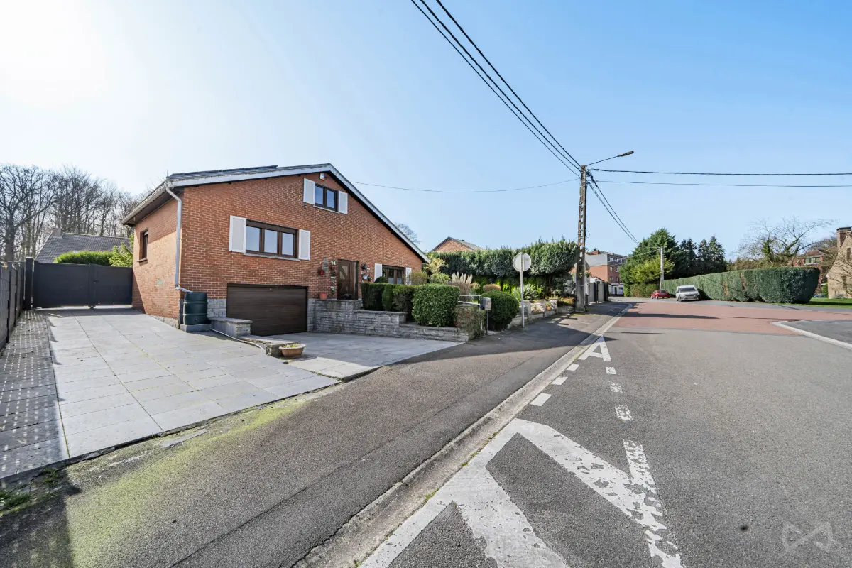 Maison à vendre à Morlanwelz 7140 320000.00€ 3 chambres 122.00m² - annonce 756666