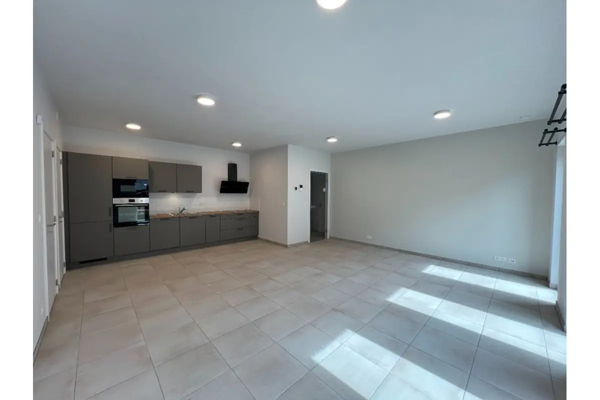 Appartement à louer à Tournai 7500 975.00€ 2 chambres 82.00m² - annonce 757490