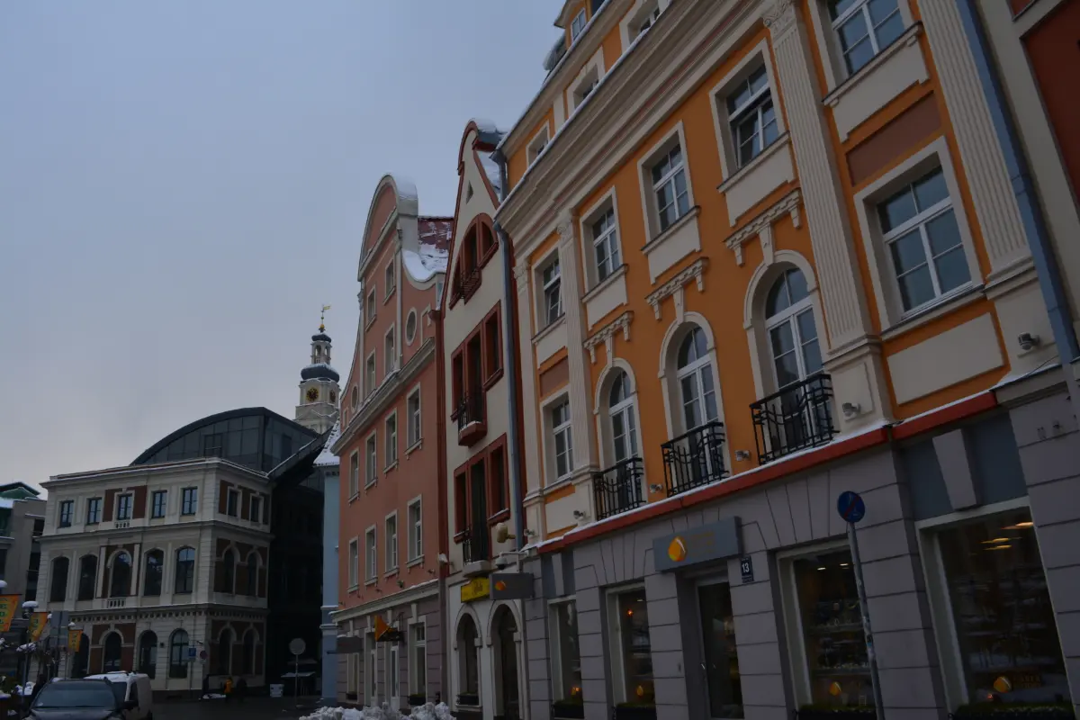Immeuble mixte à vendre à Charleroi 6000 26000000.00€  chambres m² - annonce 756749