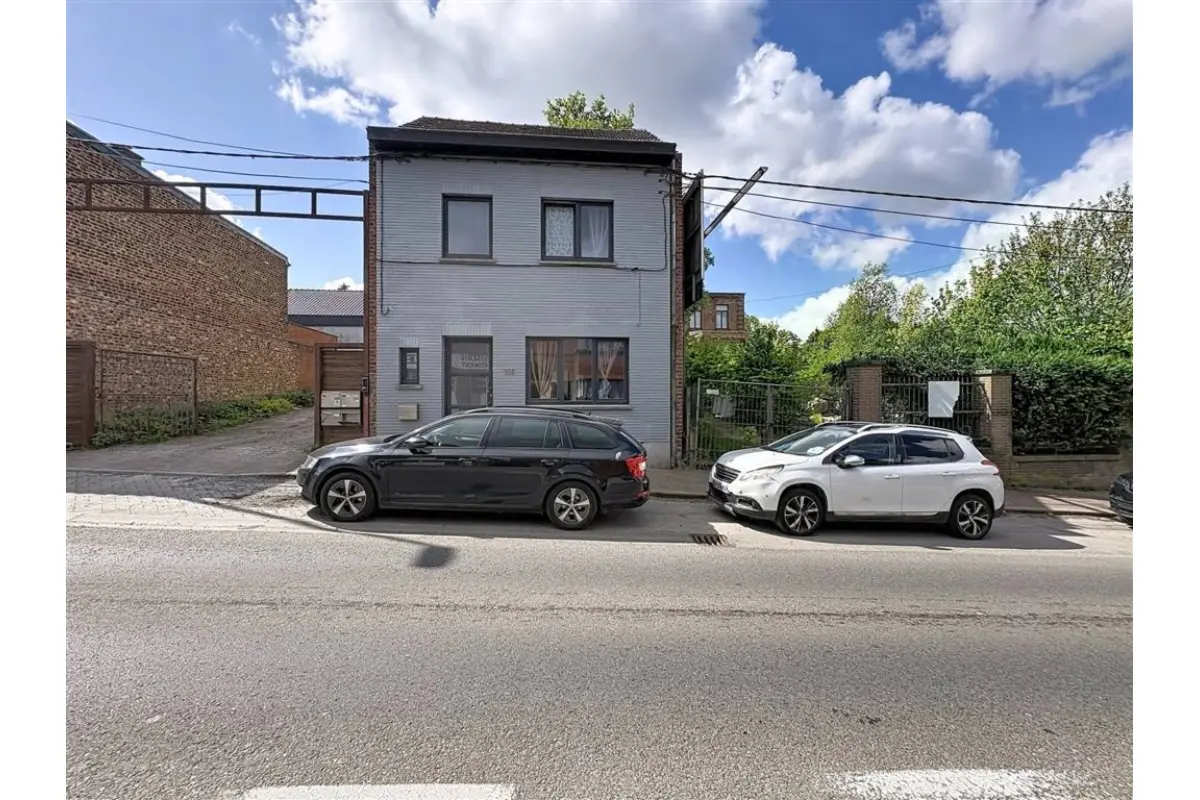 Maison à vendre à La Louvière 7100 150000.00€ 3 chambres 114.00m² - annonce 757582