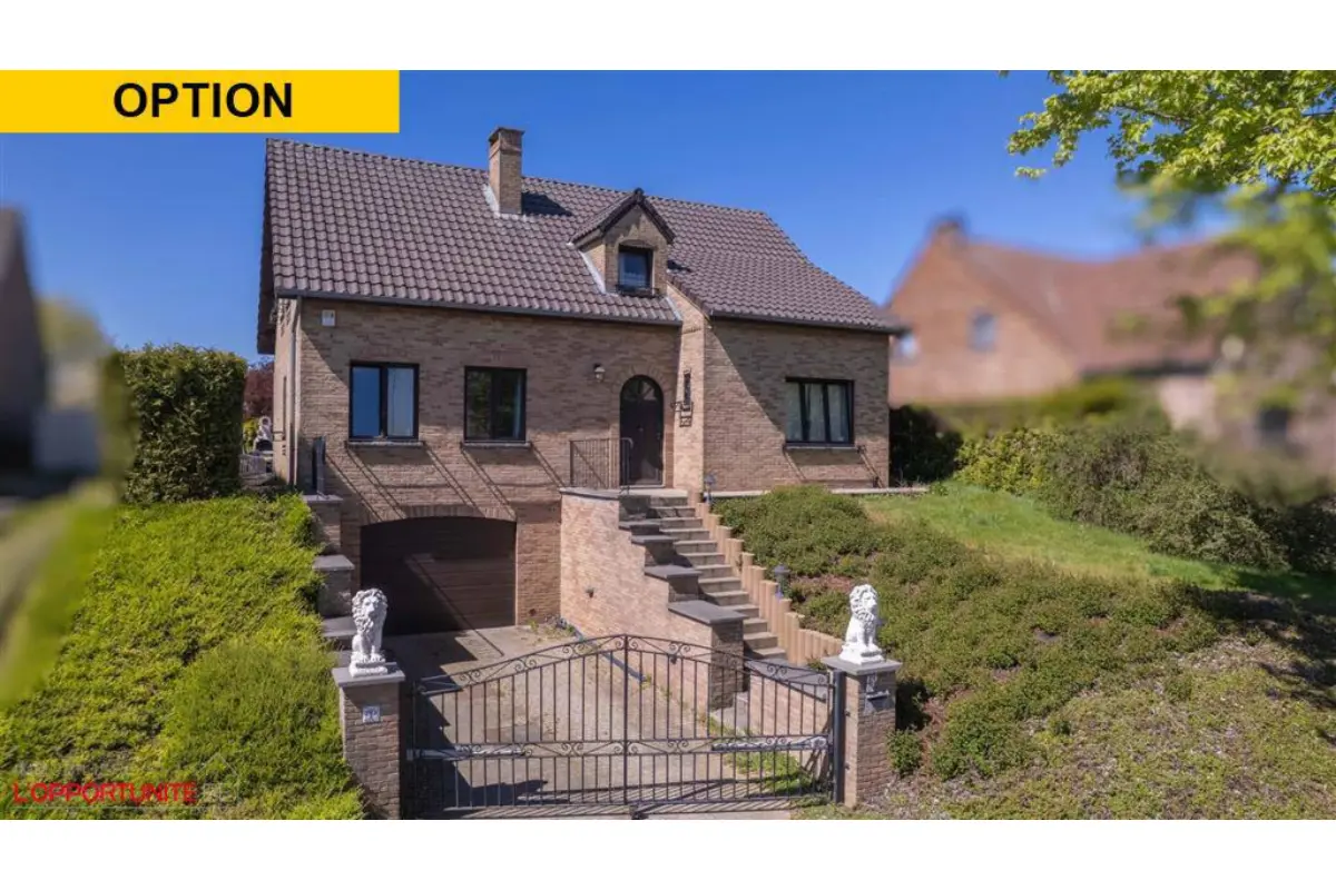 Maison à vendre à Châtelet 6200 369000.00€ 4 chambres 185.00m² - annonce 757802