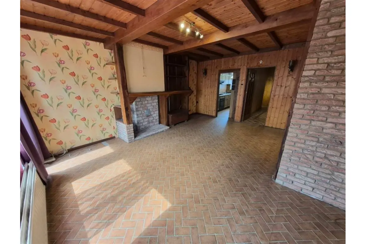Maison à vendre à Pont-de-Loup 6250 180000.00€ 5 chambres 240.00m² - annonce 758406