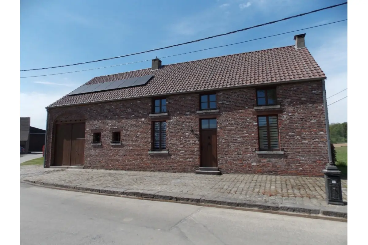 Bungalow à  à Lens 7870 2000.00€ 4 chambres 165.00m² - annonce 758792