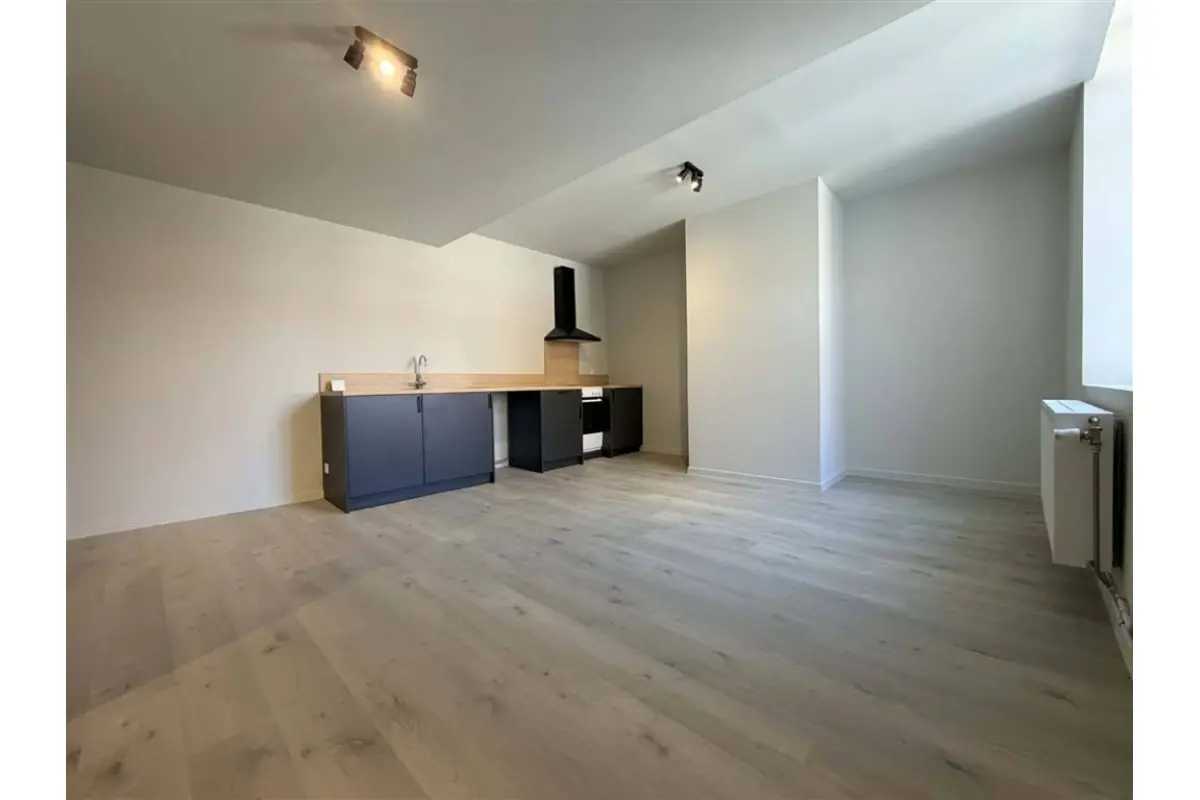 Appartement à louer à Tournai 7500 775.00€ 2 chambres 85.00m² - annonce 758878