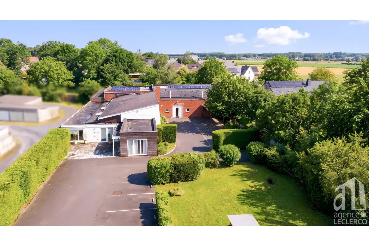 Commerce à vendre à Tournai 7500 499000.00€  chambres 1000.00m² - annonce 758105