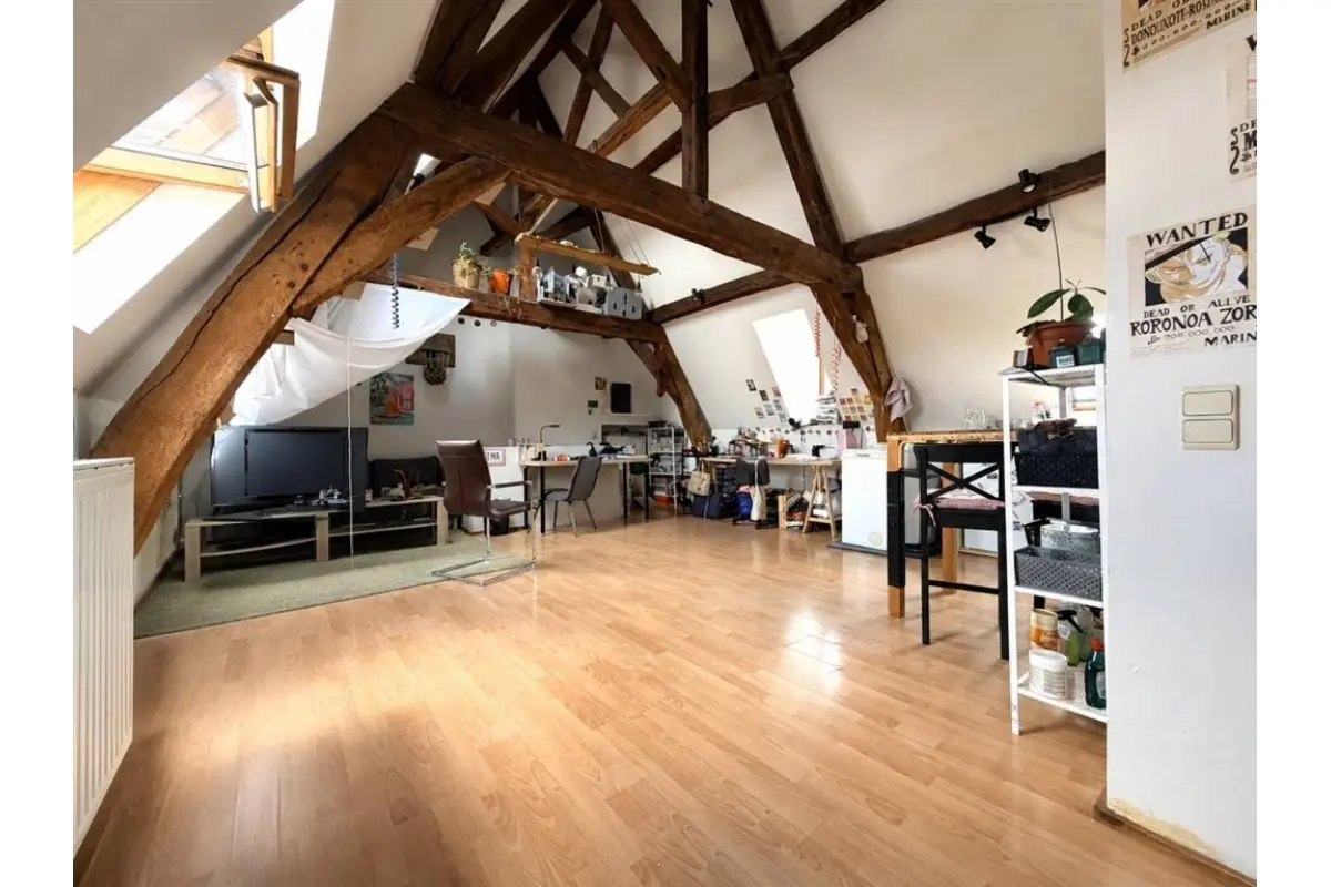 Appartement à  à Tournai 7500 675.00€ 2 chambres m² - annonce 758879