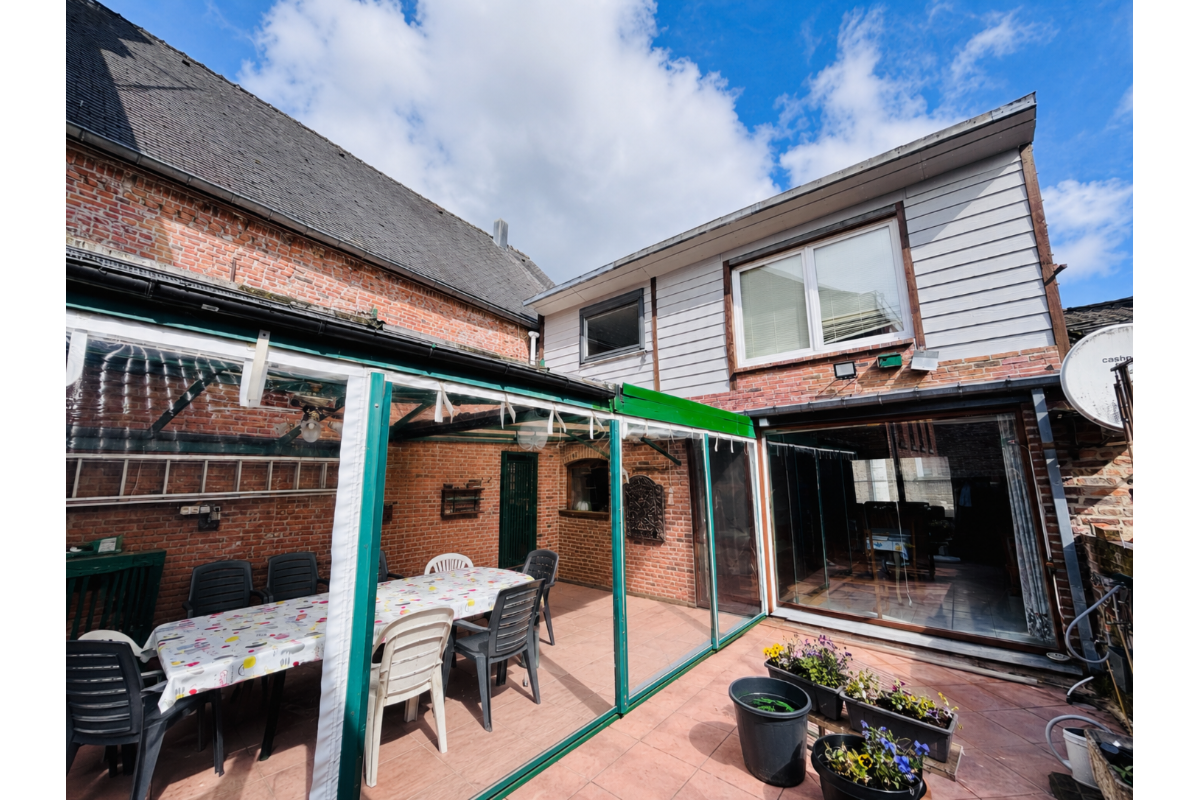 Maison à vendre à Le Roeulx 7070 187000.00€ 3 chambres 110.00m² - annonce 758237