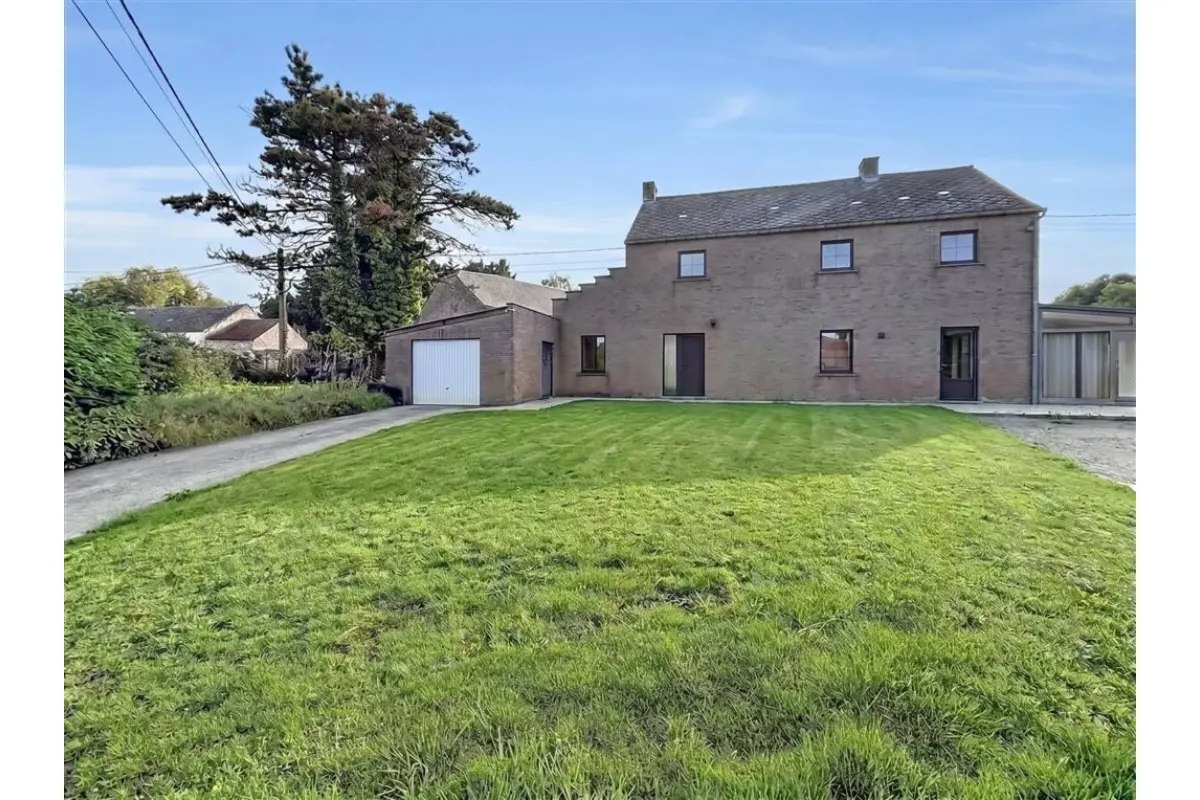 Maison à vendre à Mont-Sainte-Geneviève 6540 195000.00€ 3 chambres 175.00m² - annonce 759524