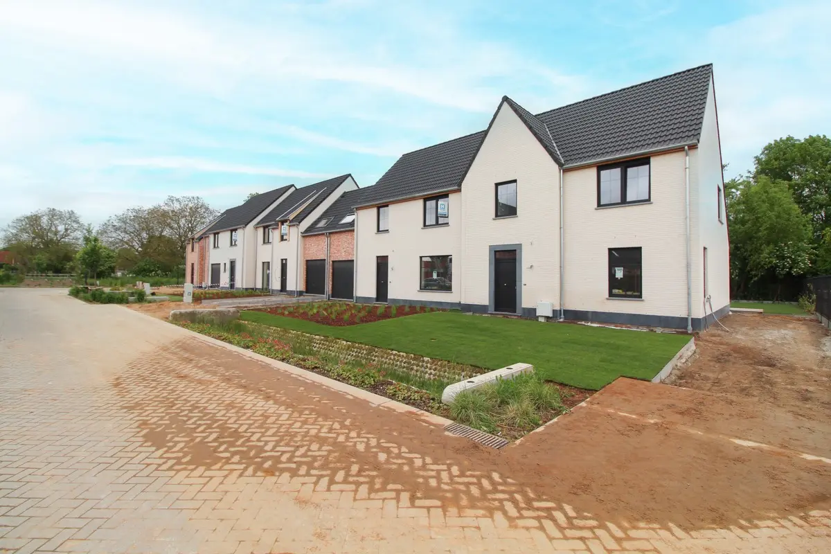 Maison à vendre à Estaimbourg 7730 354124.00€ 4 chambres 183.00m² - annonce 759745