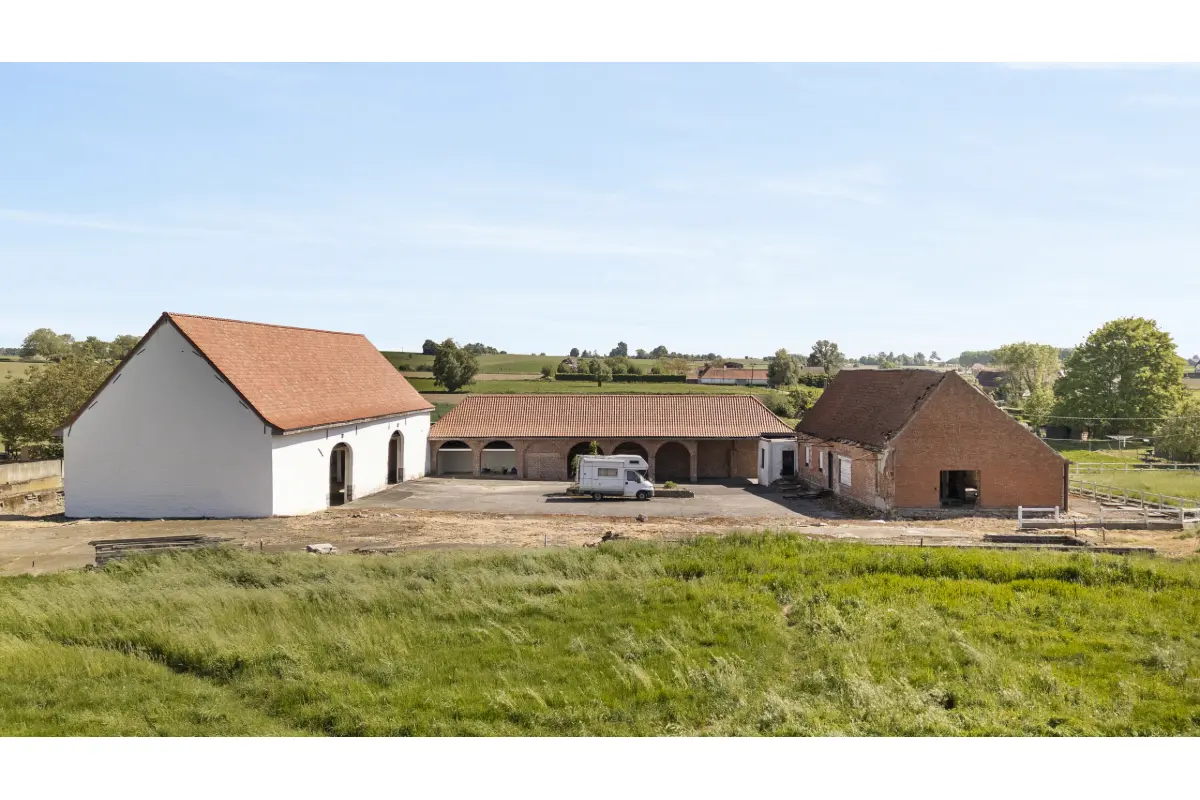 Maison à vendre à Mourcourt 7543 499000.00€ 4 chambres 1000.00m² - annonce 759694