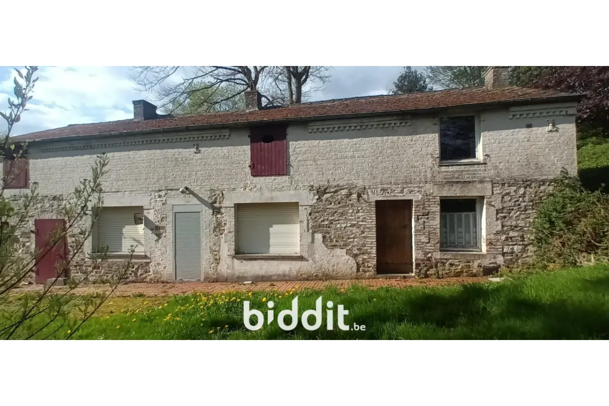 Maison à vendre à Monceau-Imbrechies 6592 65000.00€ 1 chambres 110.00m² - annonce 760462