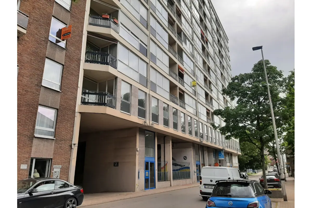 Appartement à louer à Charleroi 6000 700.00€ 1 chambres 71.00m² - annonce 760661