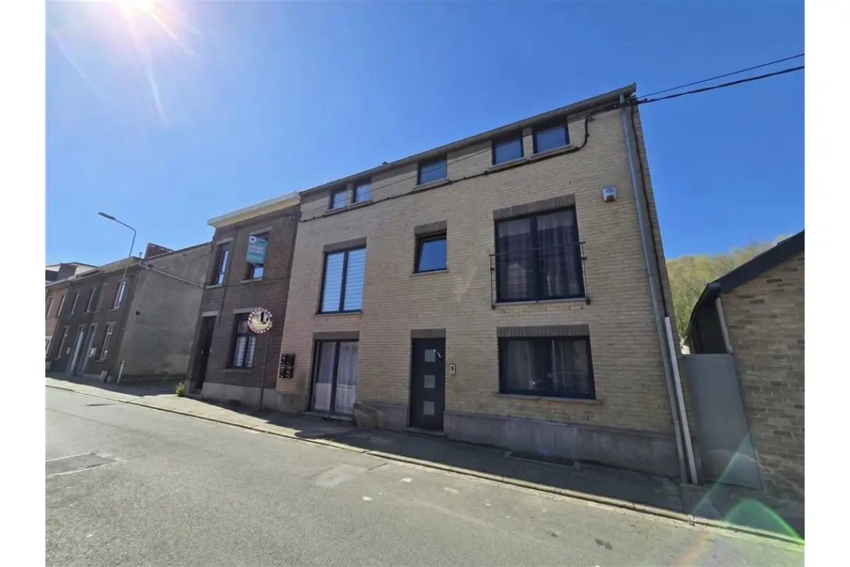 Appartement à louer à Forchies-la-Marche 6141 690.00€ 1 chambres 47.50m² - annonce 761901