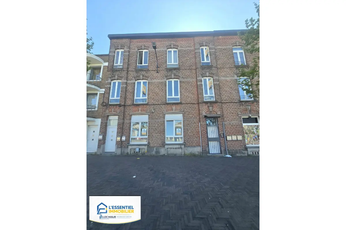 Immeuble de rapport - Immeuble à appartement à vendre à Charleroi 6000 235000.00€ 3 chambres 150.00m² - annonce 761365