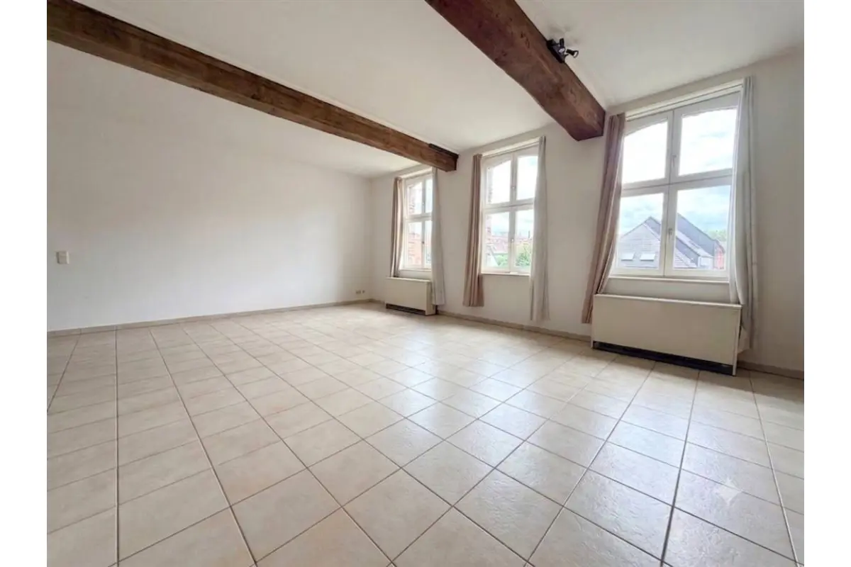 Appartement à  à Tournai 7500 900.00€ 2 chambres 96.00m² - annonce 761582
