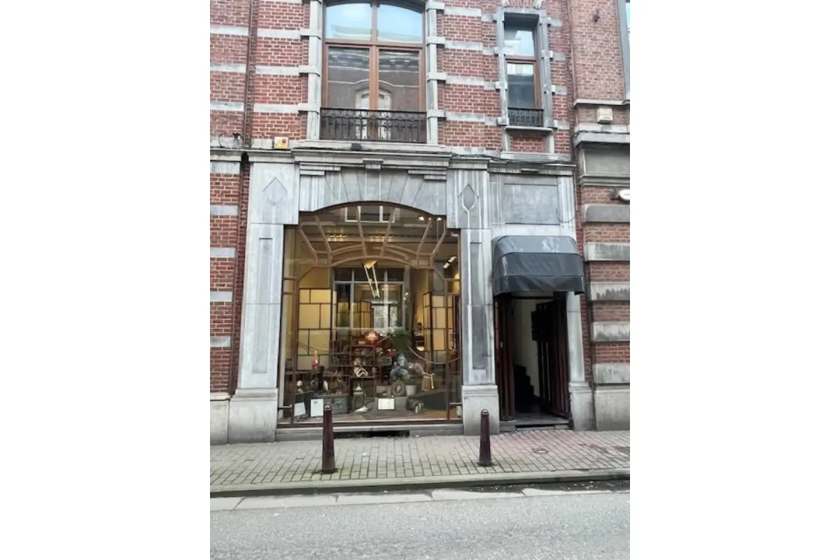 Commerce à louer à Charleroi 6000 1250.00€  chambres m² - annonce 762048