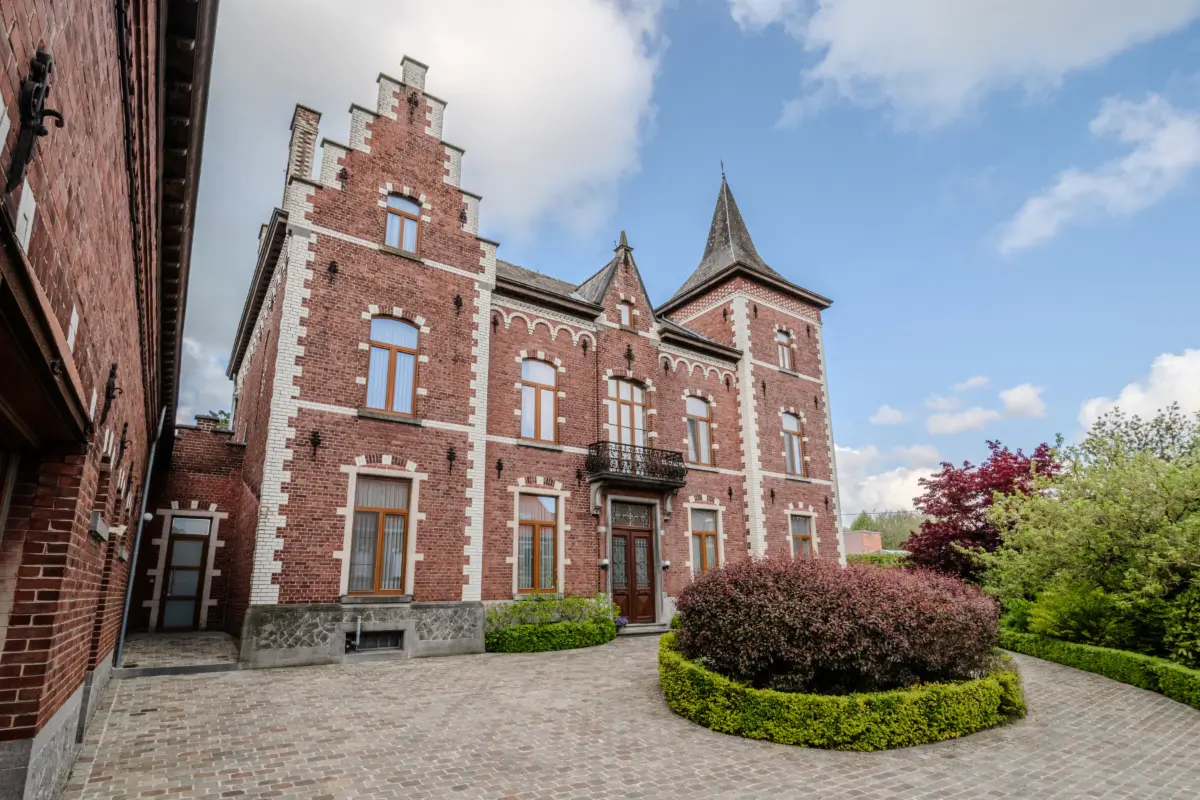Maison à vendre à Ellezelles 7890 745000.00€ 6 chambres 532.00m² - annonce 762070