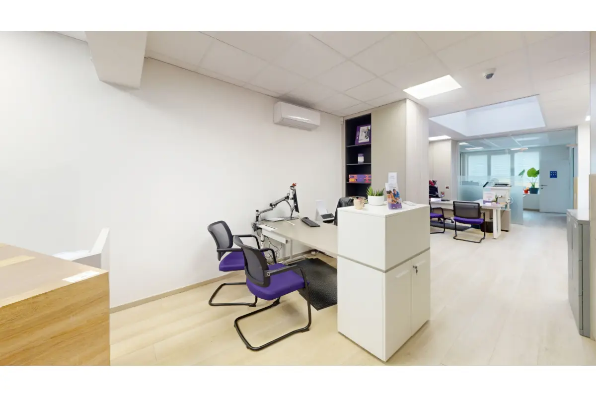 Commerce à vendre à Enghien 7850 210000.00€  chambres 85.00m² - annonce 763612