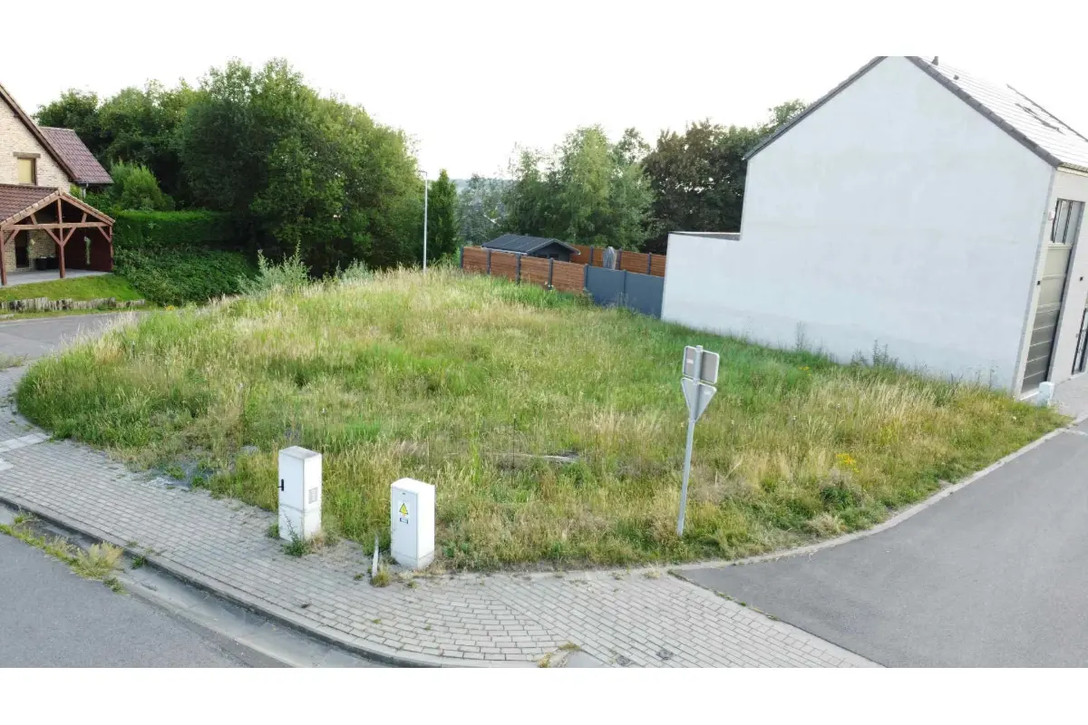 Terrain à bâtir à vendre à Strépy-Bracquegnies 7110 77000.00€  chambres m² - annonce 763485