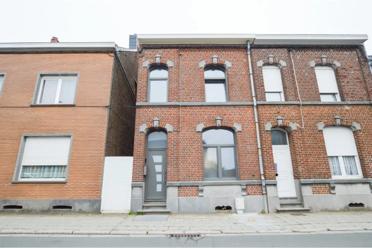 Maison à vendre à Pont-à-Celles 6230 299000.00€ 5 chambres 165.00m² - annonce 763090