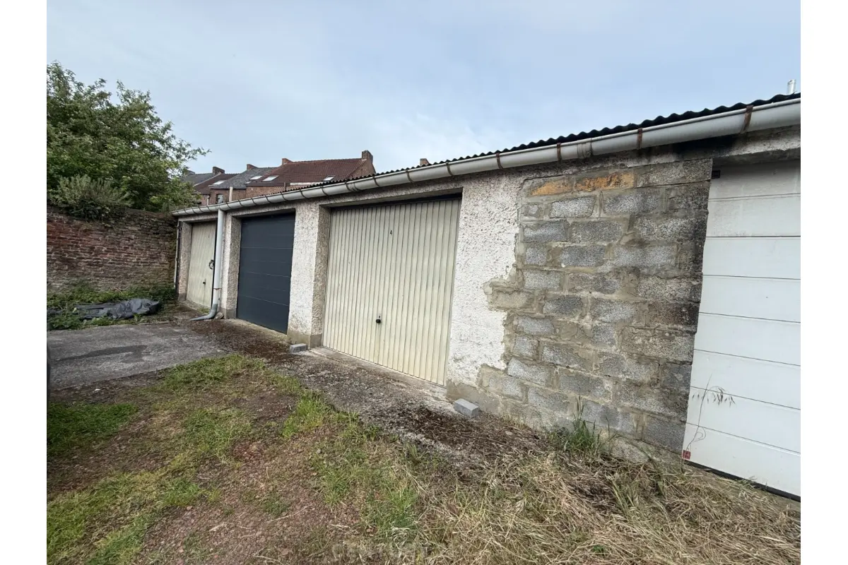 Box à vendre à Jemappes 7012 15000.00€  chambres m² - annonce 765128
