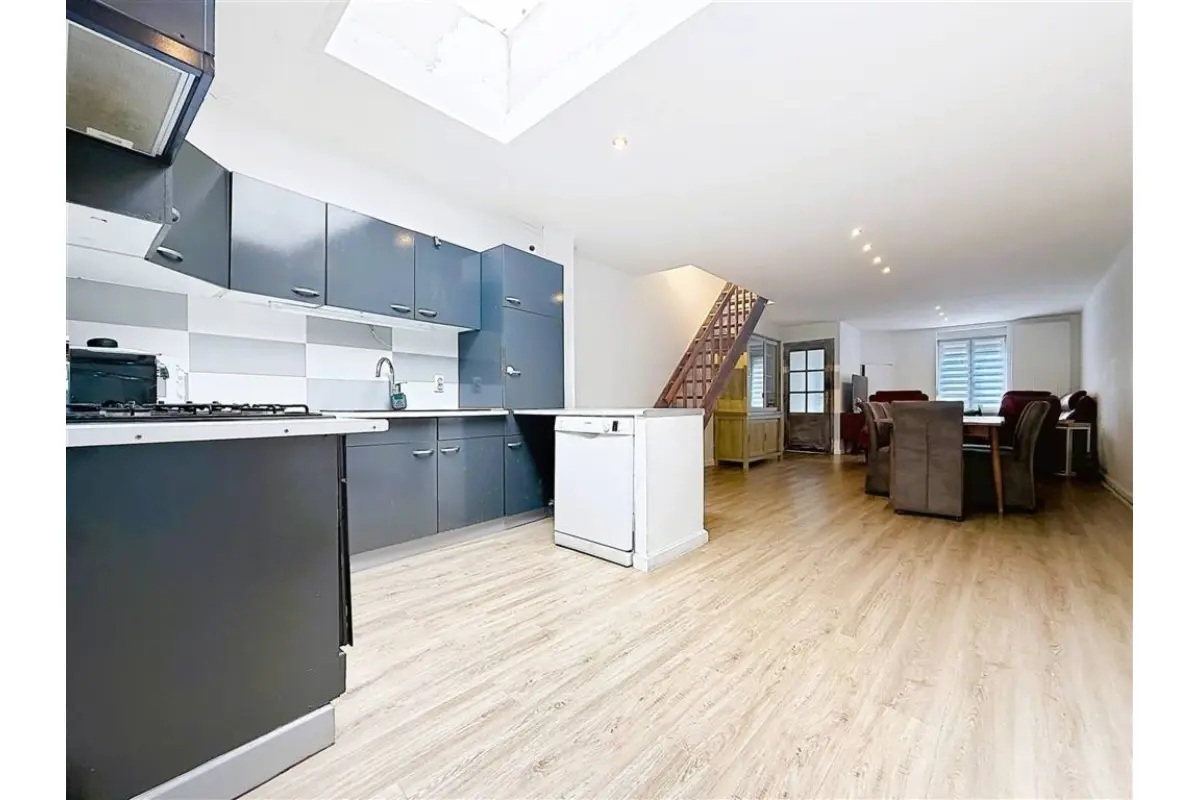 Maison à vendre à Mouscron 7700 165000.00€ 3 chambres 100.00m² - annonce 765085