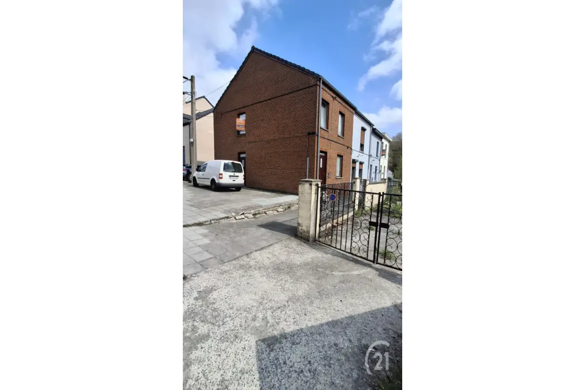Maison à vendre à Montignies-sur-Sambre 6061 149000.00€ 3 chambres 104.00m² - annonce 765626