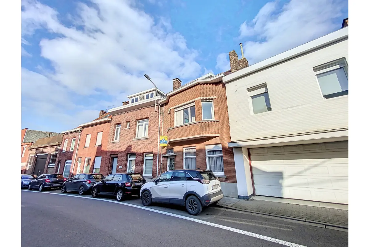 Maison à vendre à Mouscron 7700 245000.00€ 5 chambres 250.00m² - annonce 765805