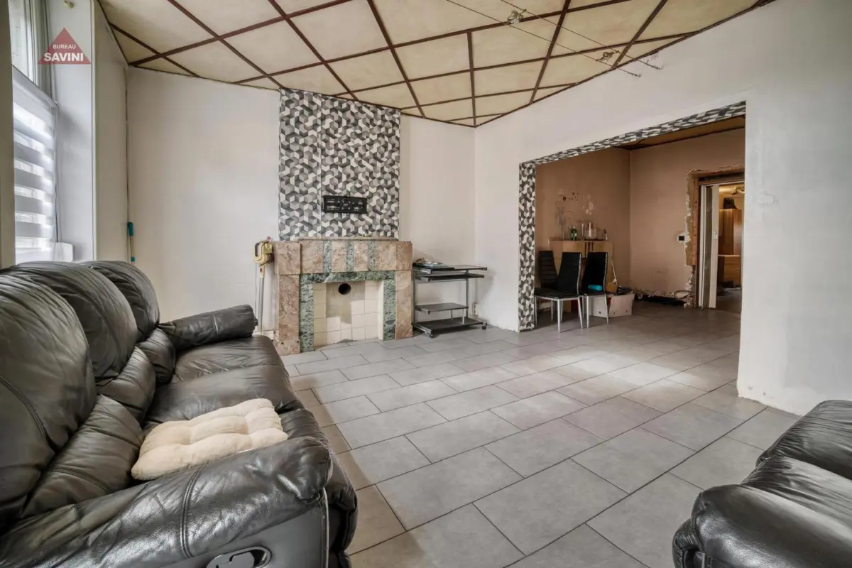Maison à vendre à Châtelineau 6200 109000.00€ 2 chambres 110.00m² - annonce 766778