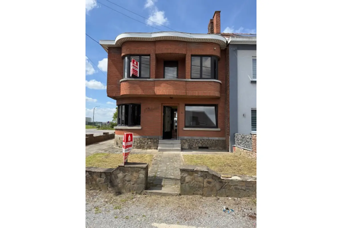Immeuble mixte à vendre à Lambusart 6220 259000.00€ 5 chambres 242.00m² - annonce 767005