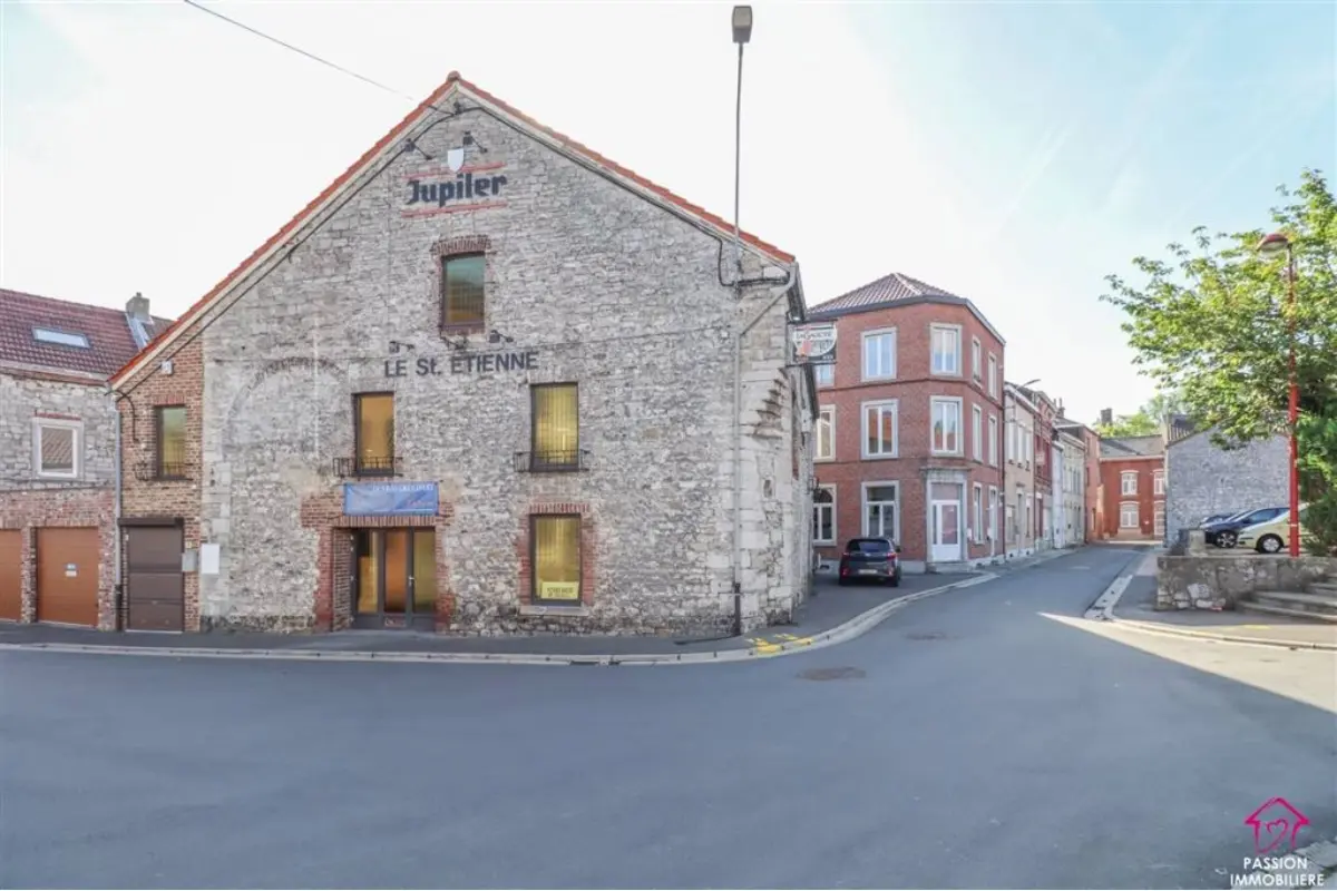 Commerce à louer à Bouffioulx 6200 1500.00€  chambres m² - annonce 767878