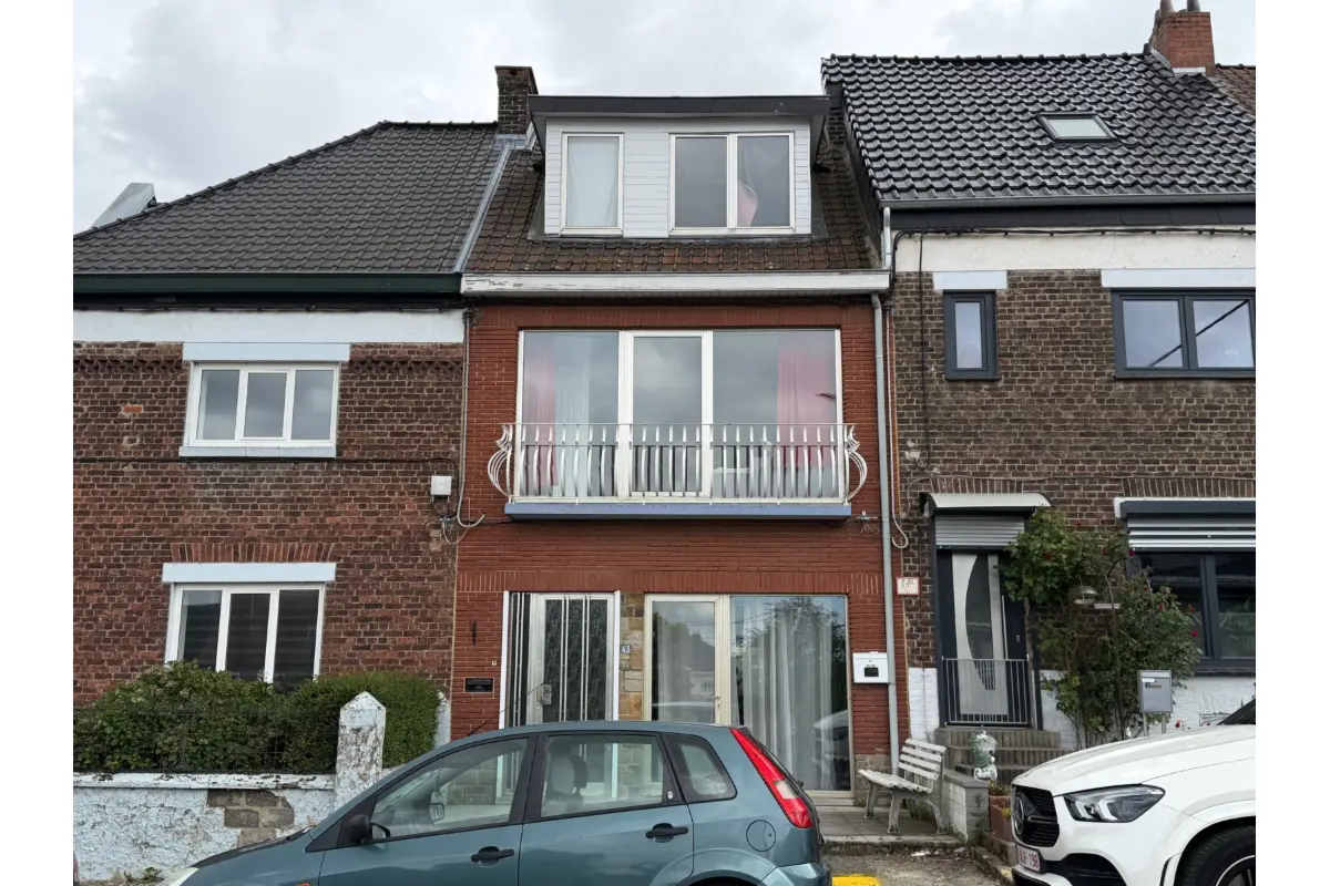 Maison à vendre à Châtelet 6200 167500.00€ 3 chambres 144.00m² - annonce 767977