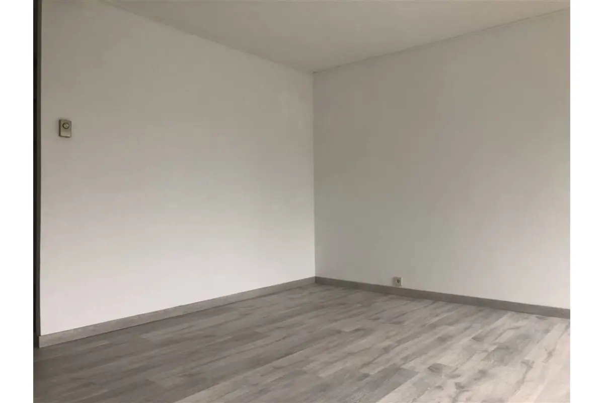 Appartement à louer à Tournai 7500 750.00€ 1 chambres 75.00m² - annonce 768240