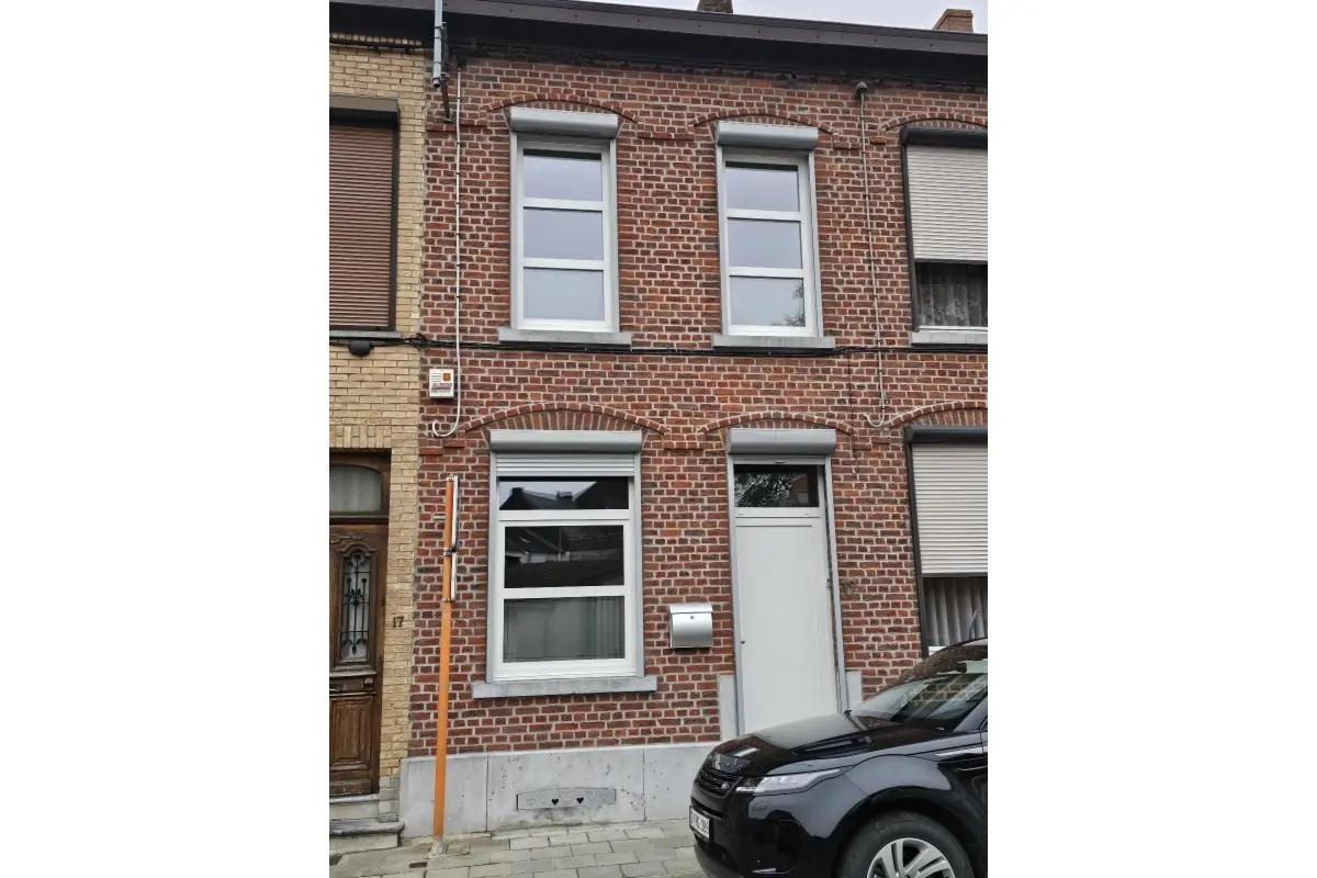 Maison à vendre à La Louvière 7100 250000.00€ 4 chambres 132.00m² - annonce 767569