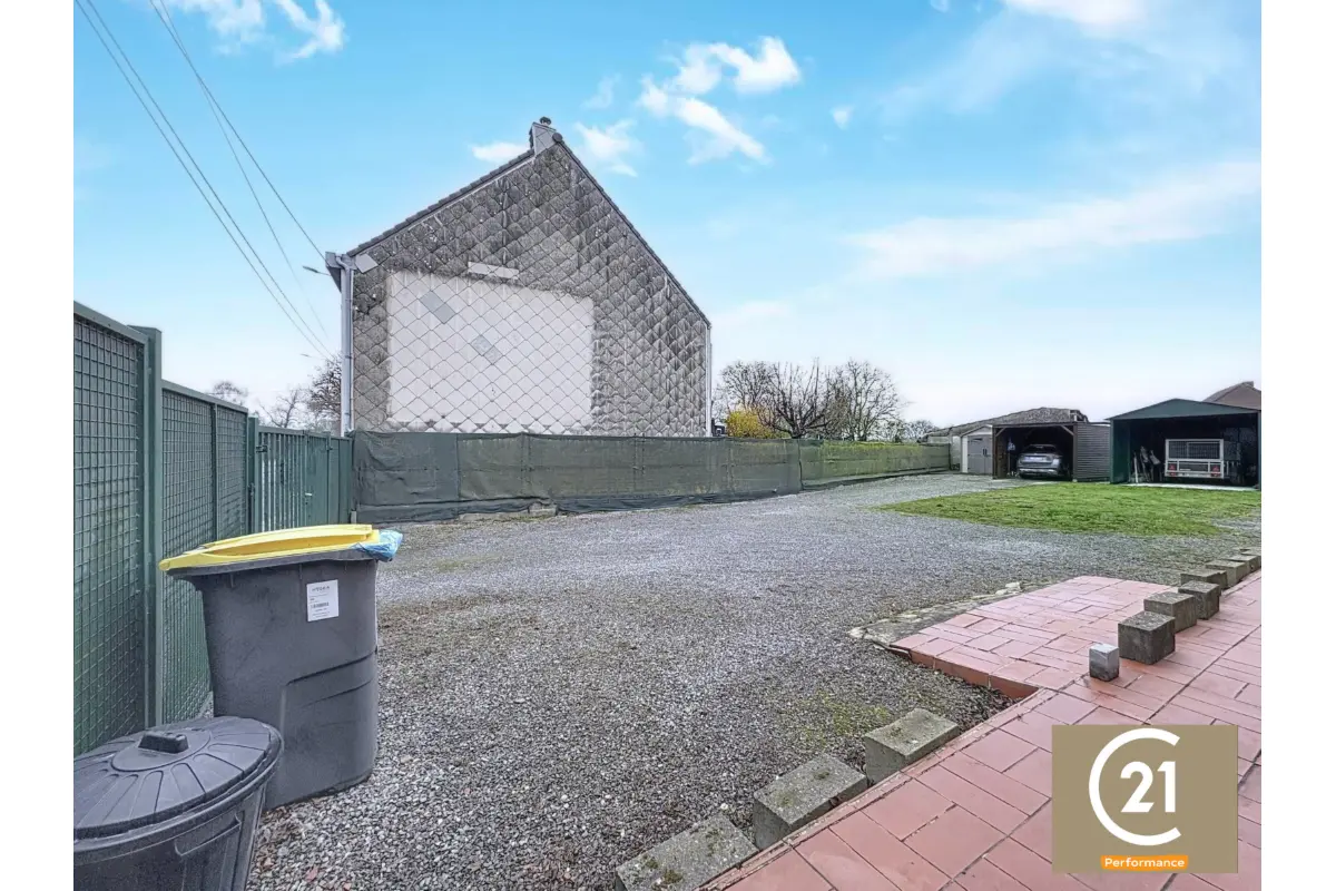 Terrain à vendre à Naast 7062 100000.00€  chambres m² - annonce 767713