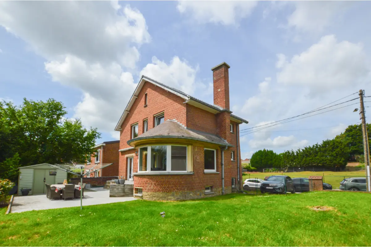 Maison à vendre à Montignies-sur-Sambre 6061 349000.00€ 5 chambres 150.00m² - annonce 768549
