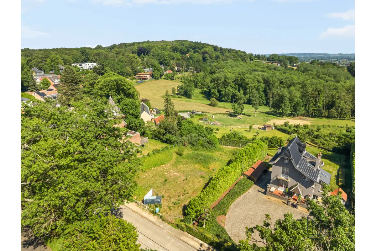 Terrain à vendre à Mont-de-l'Enclus 7750 270000.00€  chambres m² - annonce 768683