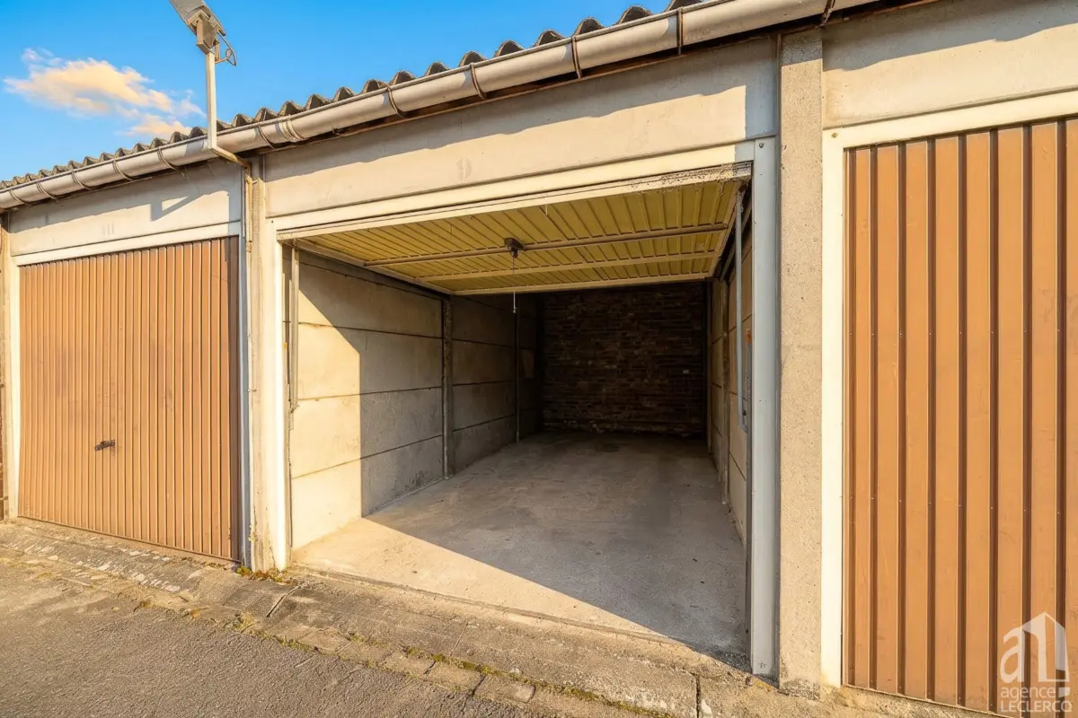 Parking / garage à louer à Tournai 7500 80.00€  chambres m² - annonce 769334