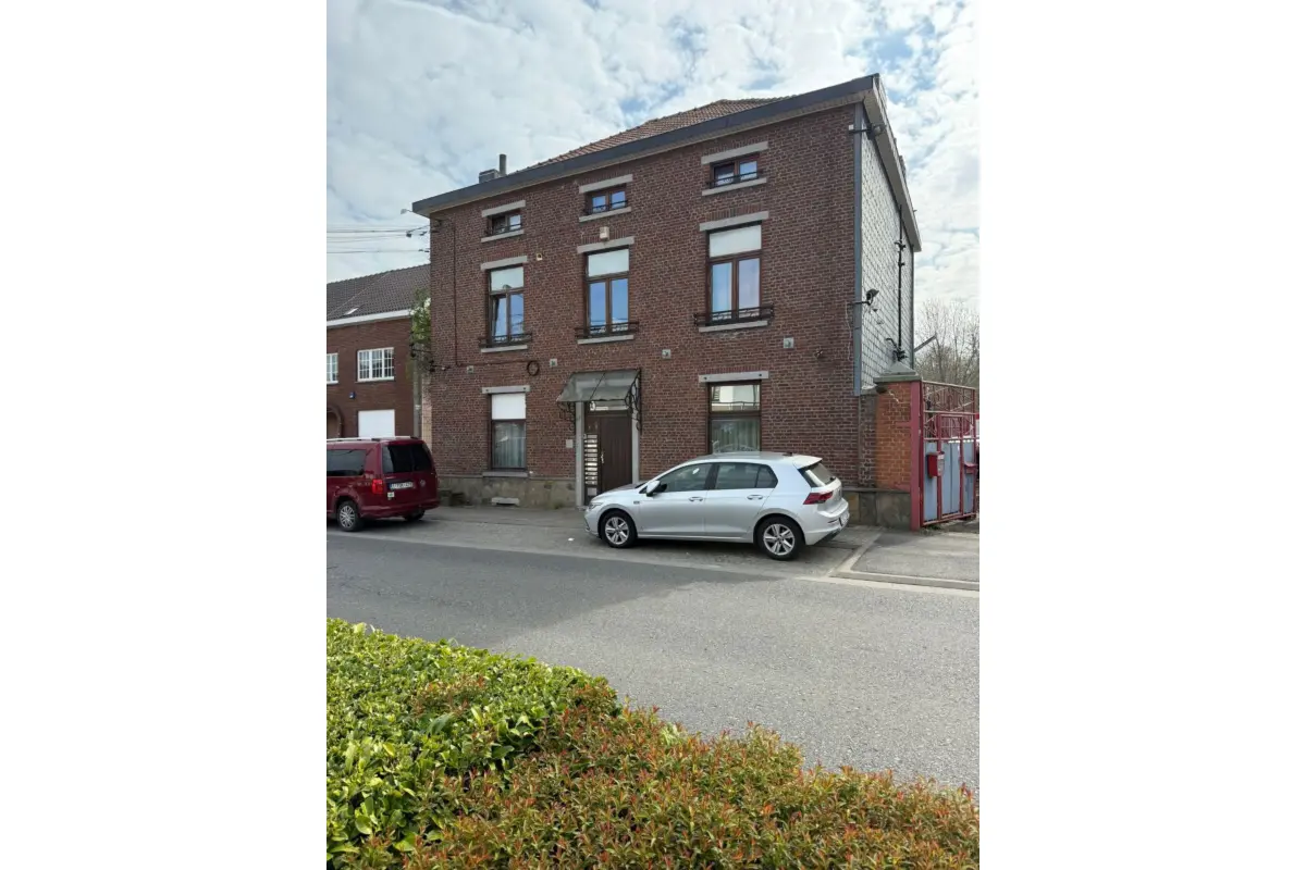 Immeuble mixte à vendre à Pont-de-Loup 6250 1300000.00€ 9 chambres m² - annonce 771016