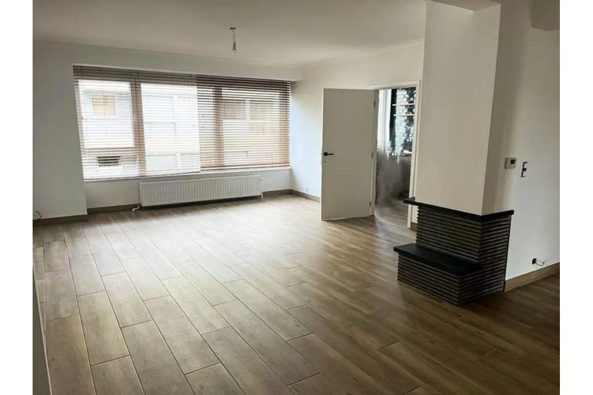 Appartement à louer à La Louvière 7100 1095.00€ 3 chambres 106.00m² - annonce 793002