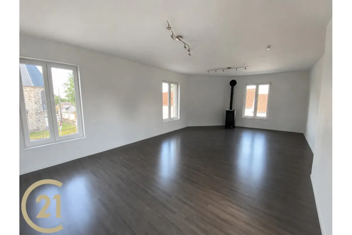Appartement à louer à Roucourt 7601 595.00€ 1 chambres 77.00m² - annonce 770688