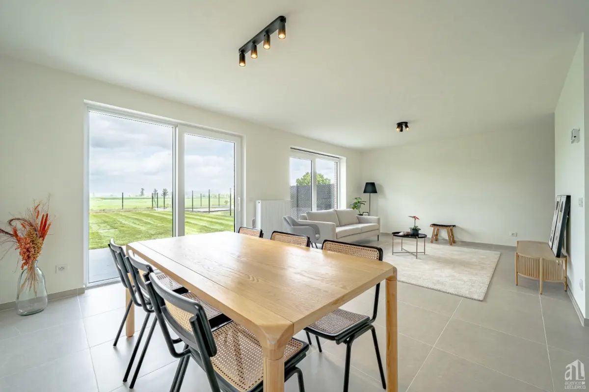 Maison à  à Vezon 7538 270000.00€ 3 chambres 129.00m² - annonce 771457