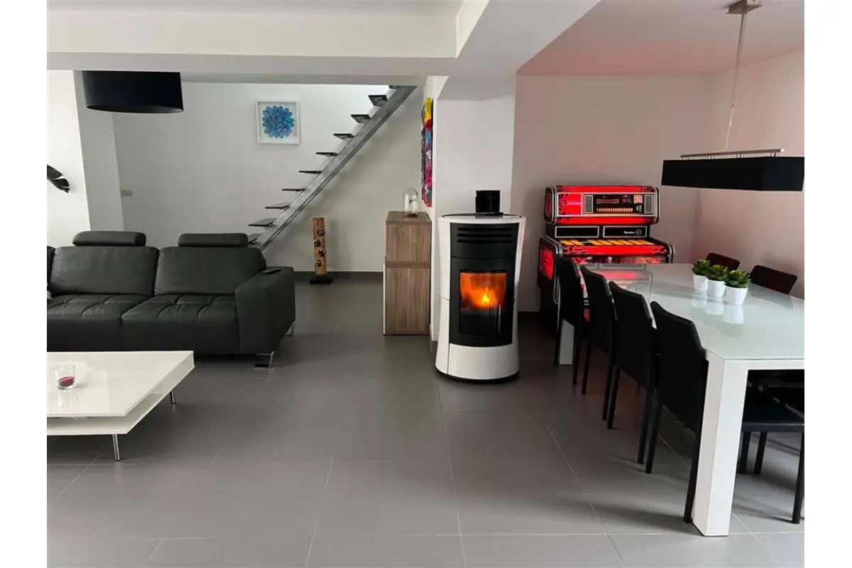 Maison à vendre à Bury 7602 215000.00€ 3 chambres 130.00m² - annonce 773494